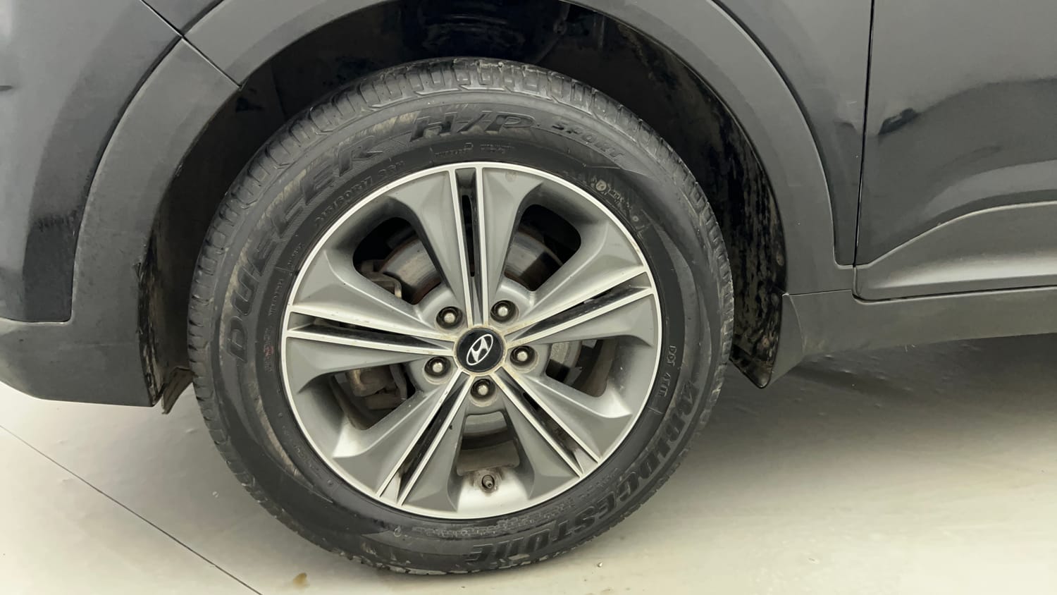Used 2017 Hyundai Creta 1.6 SX Plus AT Petrol Petrol Automatic tyres LEFT FRONT TYRE RIM VIEW