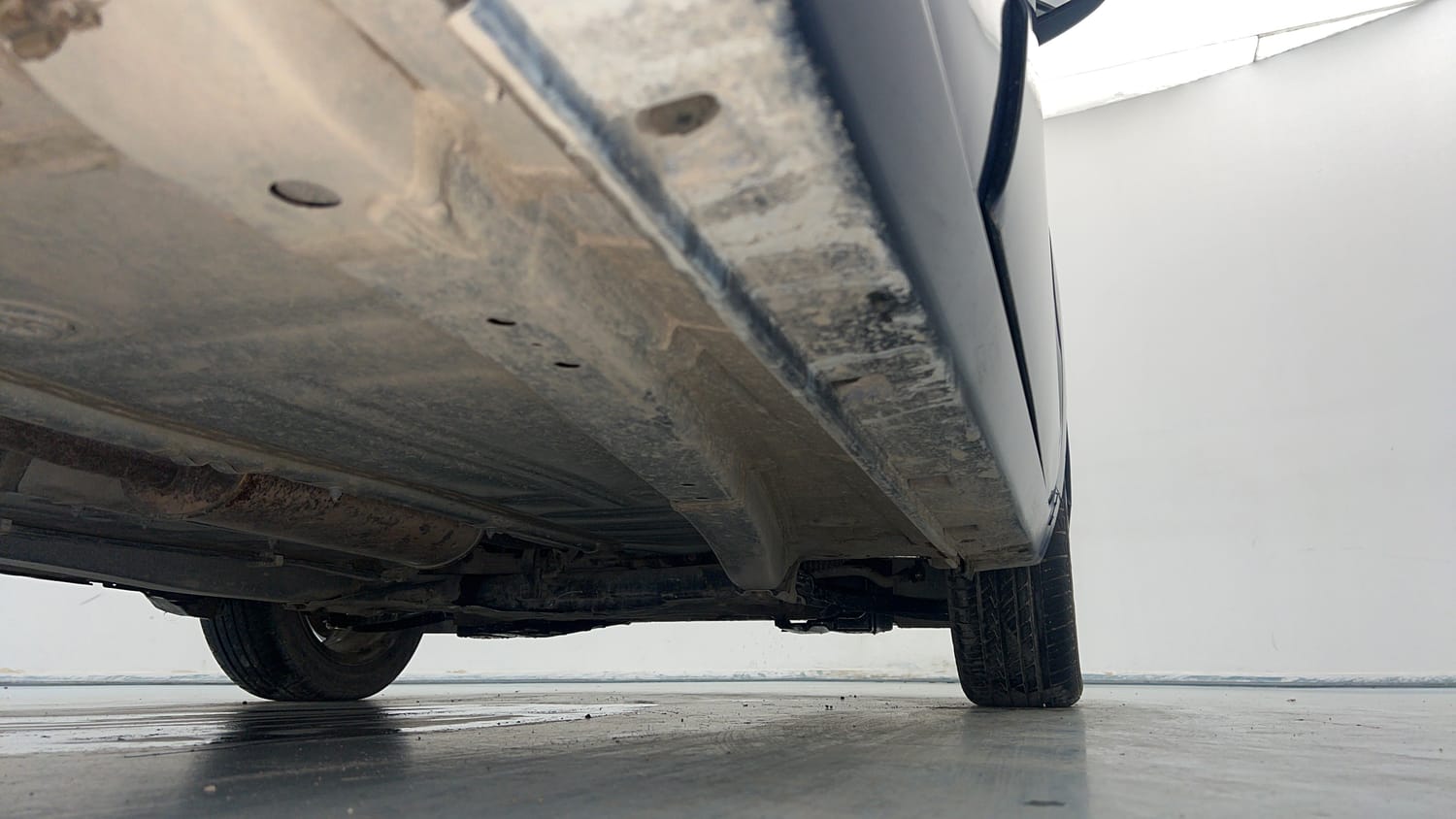 Used 2020 Maruti Suzuki Baleno Alpha Petrol Manual extra REAR RIGHT UNDERBODY VIEW
