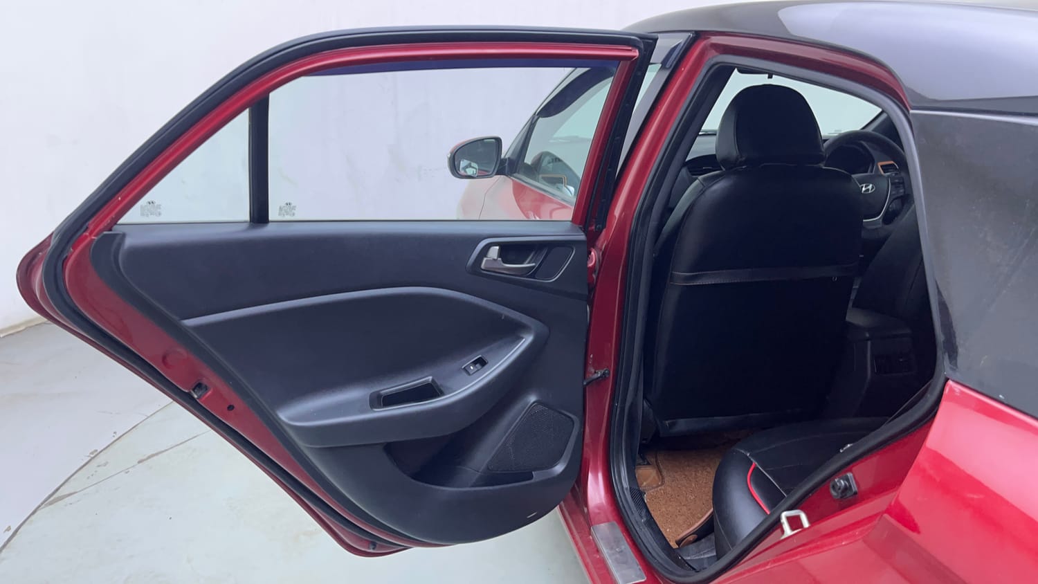 Used 2017 Hyundai Elite i20 Asta 1.2 Dual Tone Petrol Manual interior LEFT REAR DOOR OPEN VIEW