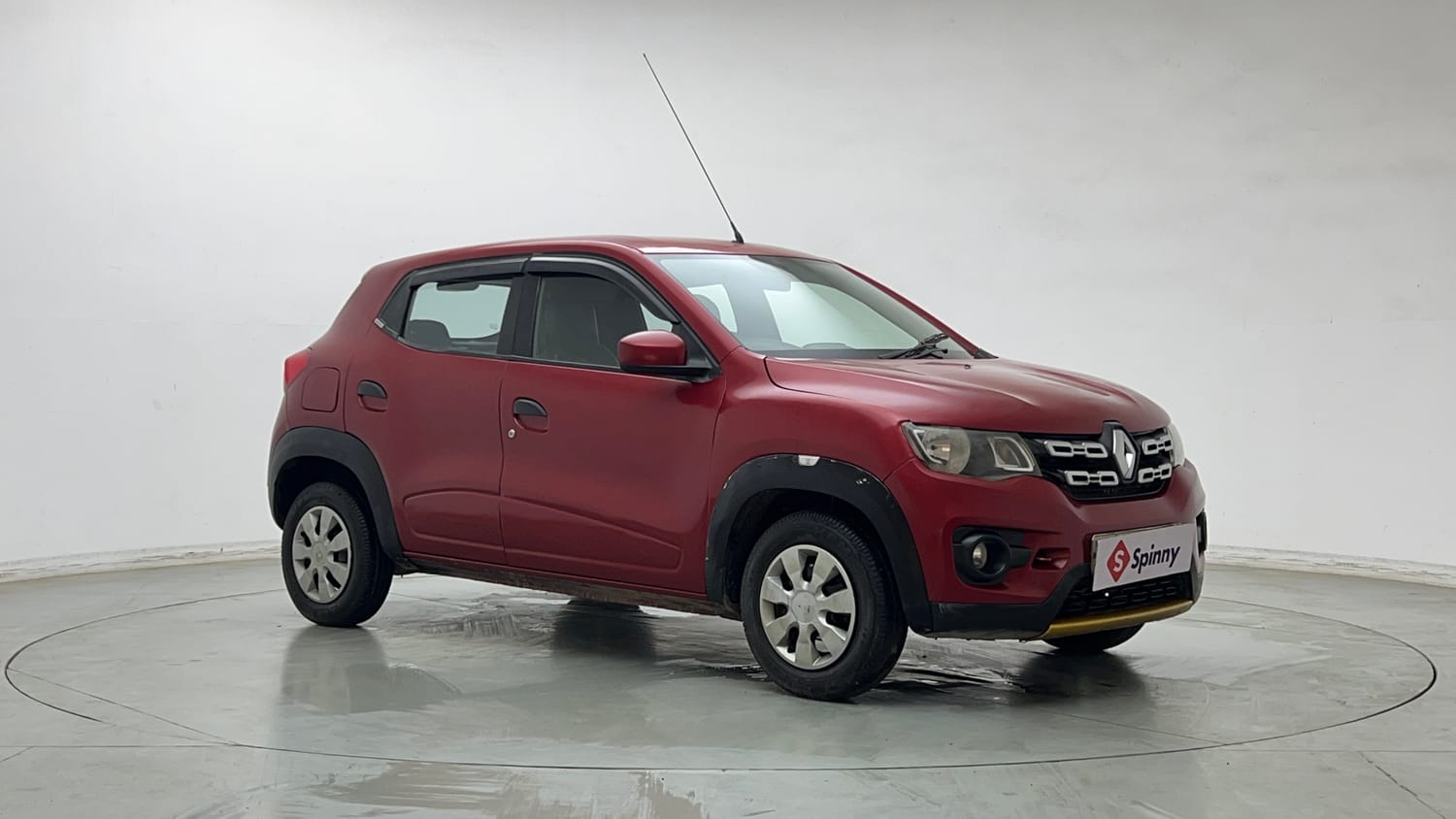 Used 2018 Renault Kwid 1.0 Marvel Iron Man Edition AMT Petrol Automatic exterior RIGHT FRONT CORNER VIEW