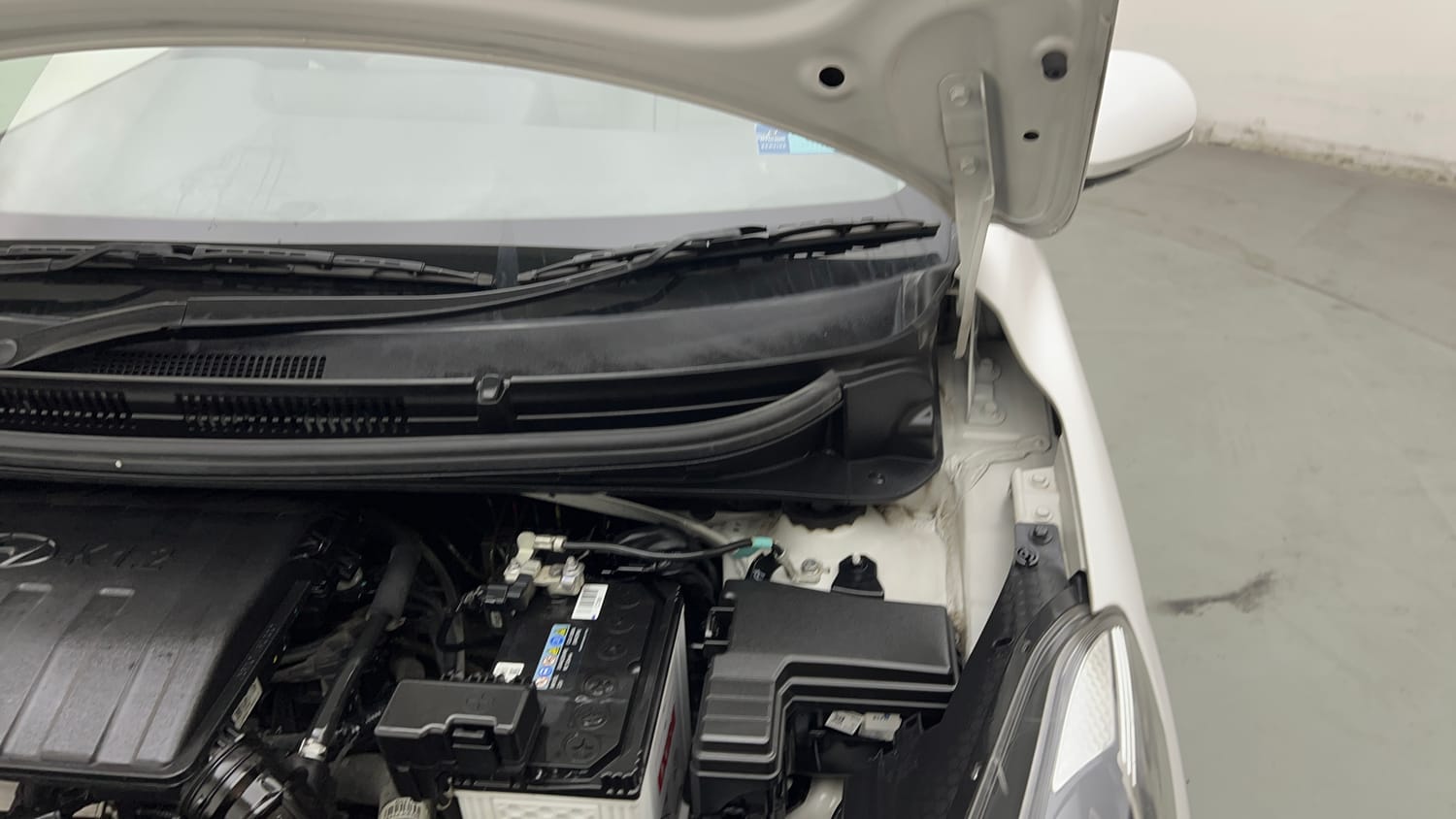 Used 2025 Hyundai Grand i10 Nios Sportz 1.2 Kappa VTVT Petrol Manual engine ENGINE LEFT SIDE HINGE & APRON VIEW