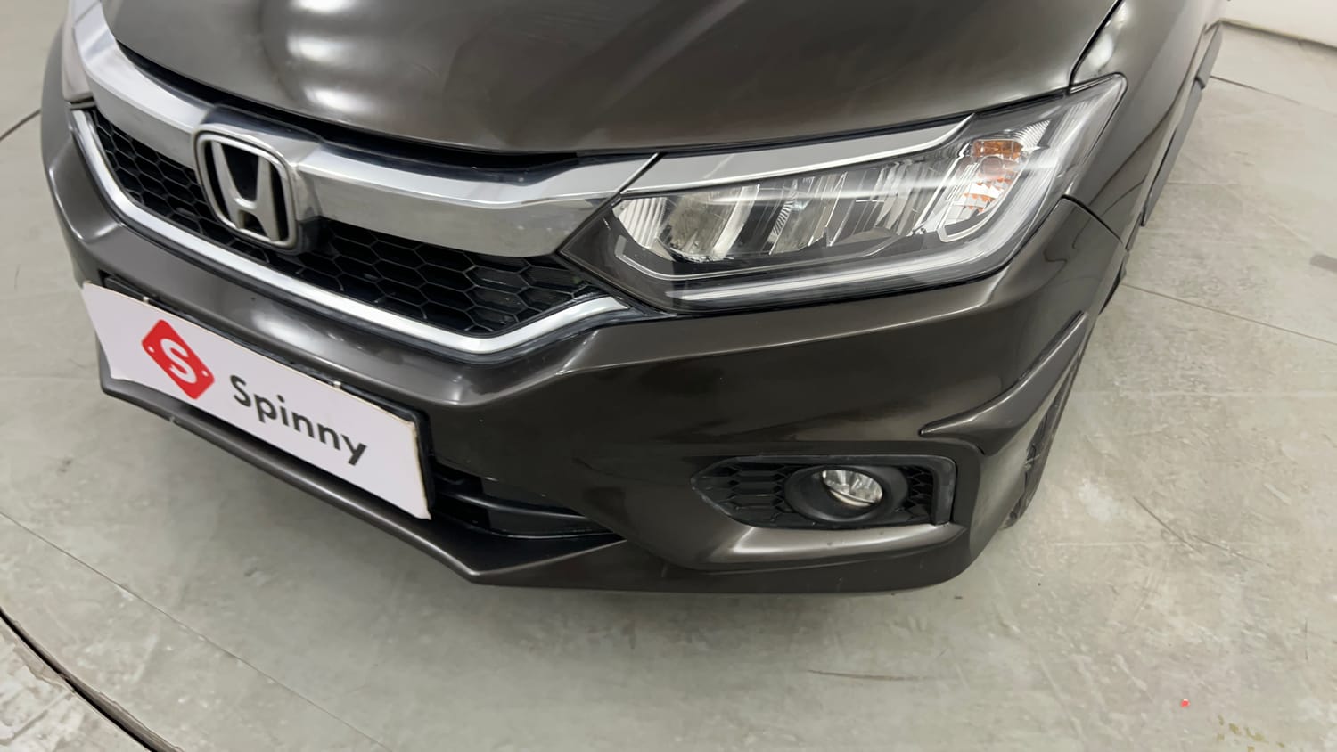 Used 2018 Honda City VX Petrol Petrol Manual dents MINOR SCRATCH