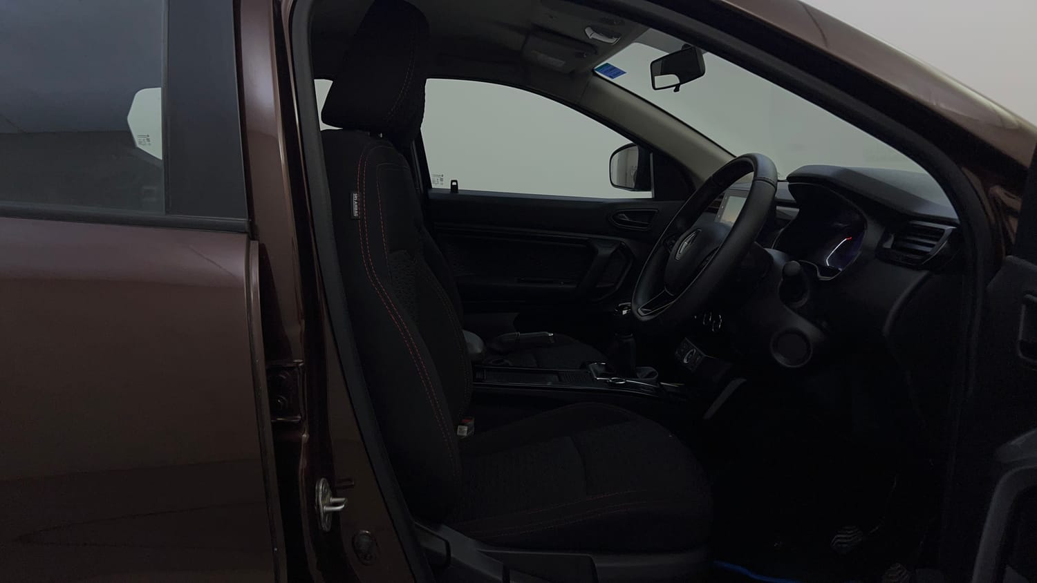 Used 2023 Renault Kiger RXZ Turbo MT Petrol Manual interior RIGHT SIDE FRONT DOOR CABIN VIEW