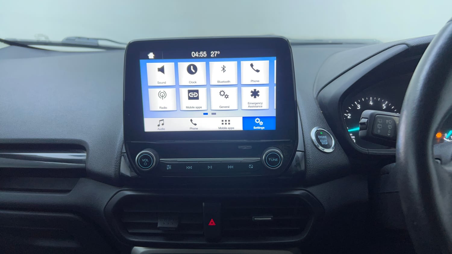 Used 2018 Ford EcoSport Titanium 1.5L Ti-VCT Petrol Manual top_features Integrated (in-dash) music system