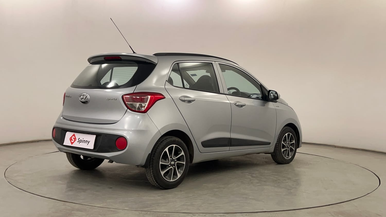 Used 2019 Hyundai Grand i10 Sportz AT 1.2 Kappa VTVT Petrol Automatic exterior RIGHT REAR CORNER VIEW