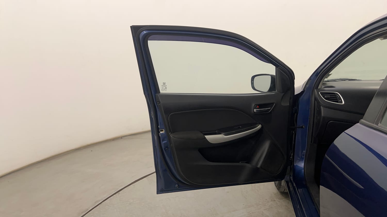 Used 2018 Maruti Suzuki Baleno Delta 1.2 Petrol Manual interior LEFT FRONT DOOR OPEN VIEW
