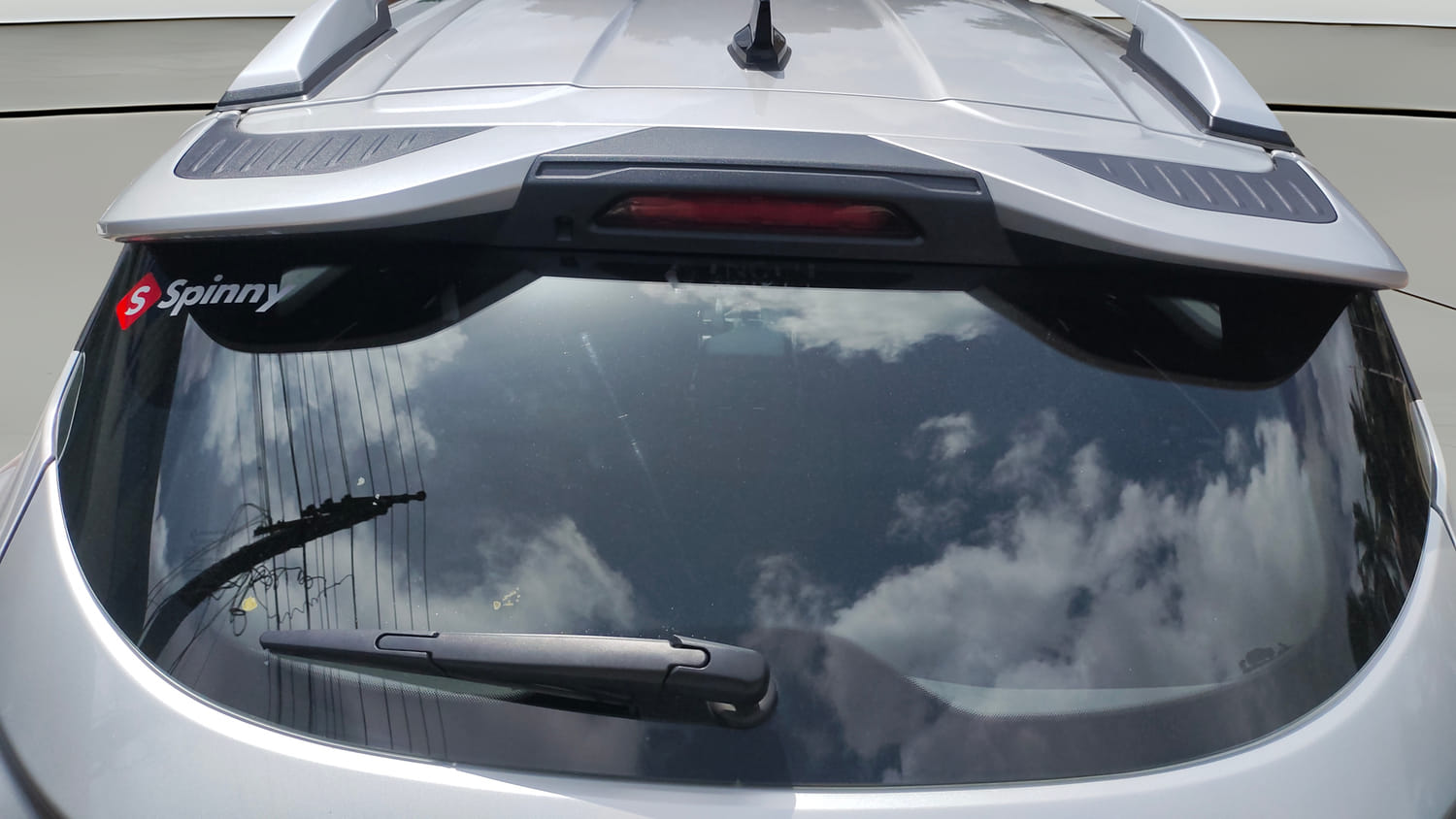 Used 2021 Renault Kiger RXT MT Petrol Manual exterior BACK WINDSHIELD VIEW