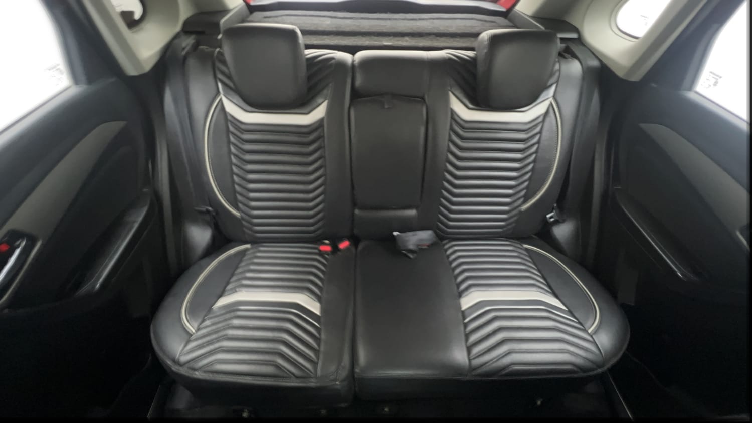 Used 2018 Maruti Suzuki Vitara Brezza [2016-2020] VDi Diesel Manual interior REAR SEAT CONDITION VIEW