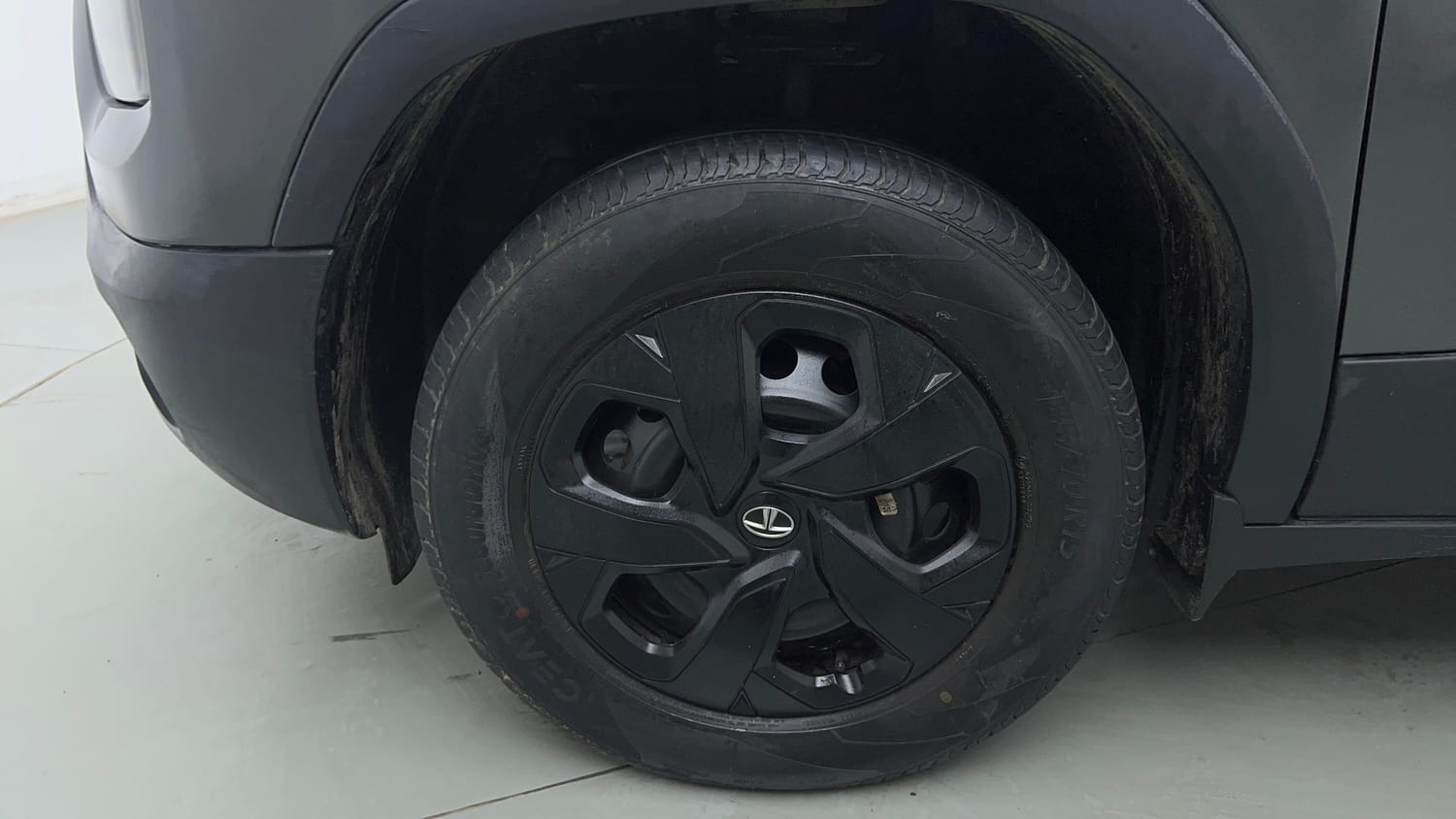 Used 2022 Tata Punch Adventure MT Petrol Manual tyres LEFT FRONT TYRE RIM VIEW