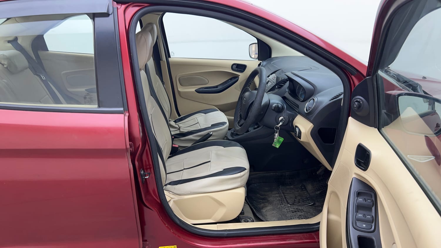 Used 2015 Ford Figo Aspire Trend 1.2 Ti-VCT Petrol Manual interior RIGHT SIDE FRONT DOOR CABIN VIEW