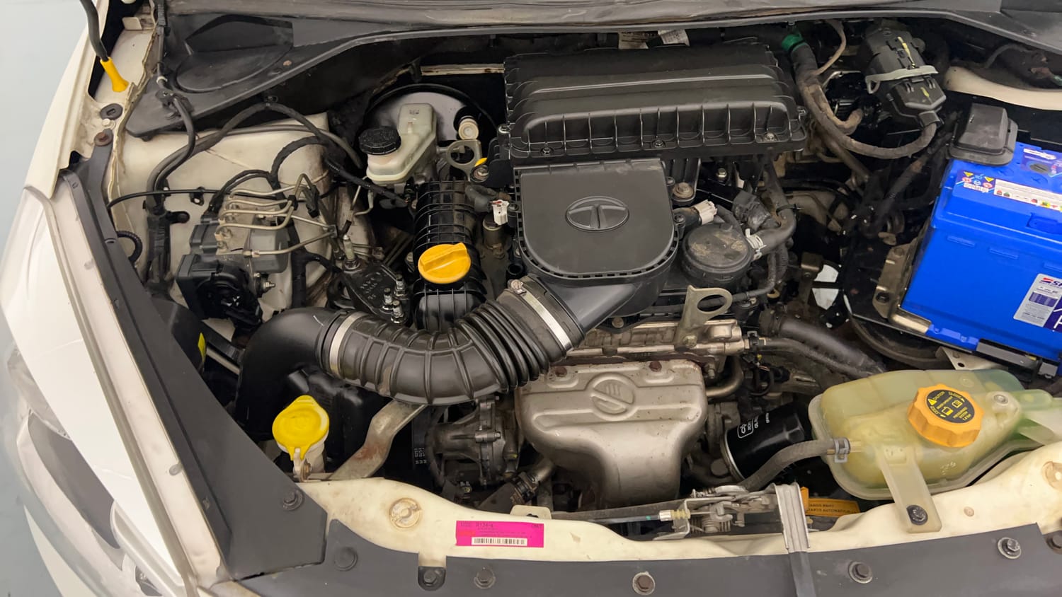 Used 2018 Tata Tiago Revotron XZ Plus Petrol Manual engine ENGINE RIGHT SIDE VIEW