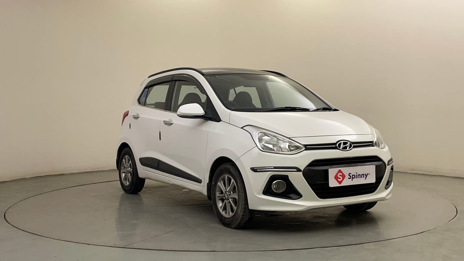 Used 2015 Hyundai Grand i10 Asta 1.2 Kappa VTVT (O) Petrol Manual exterior RIGHT FRONT CORNER VIEW