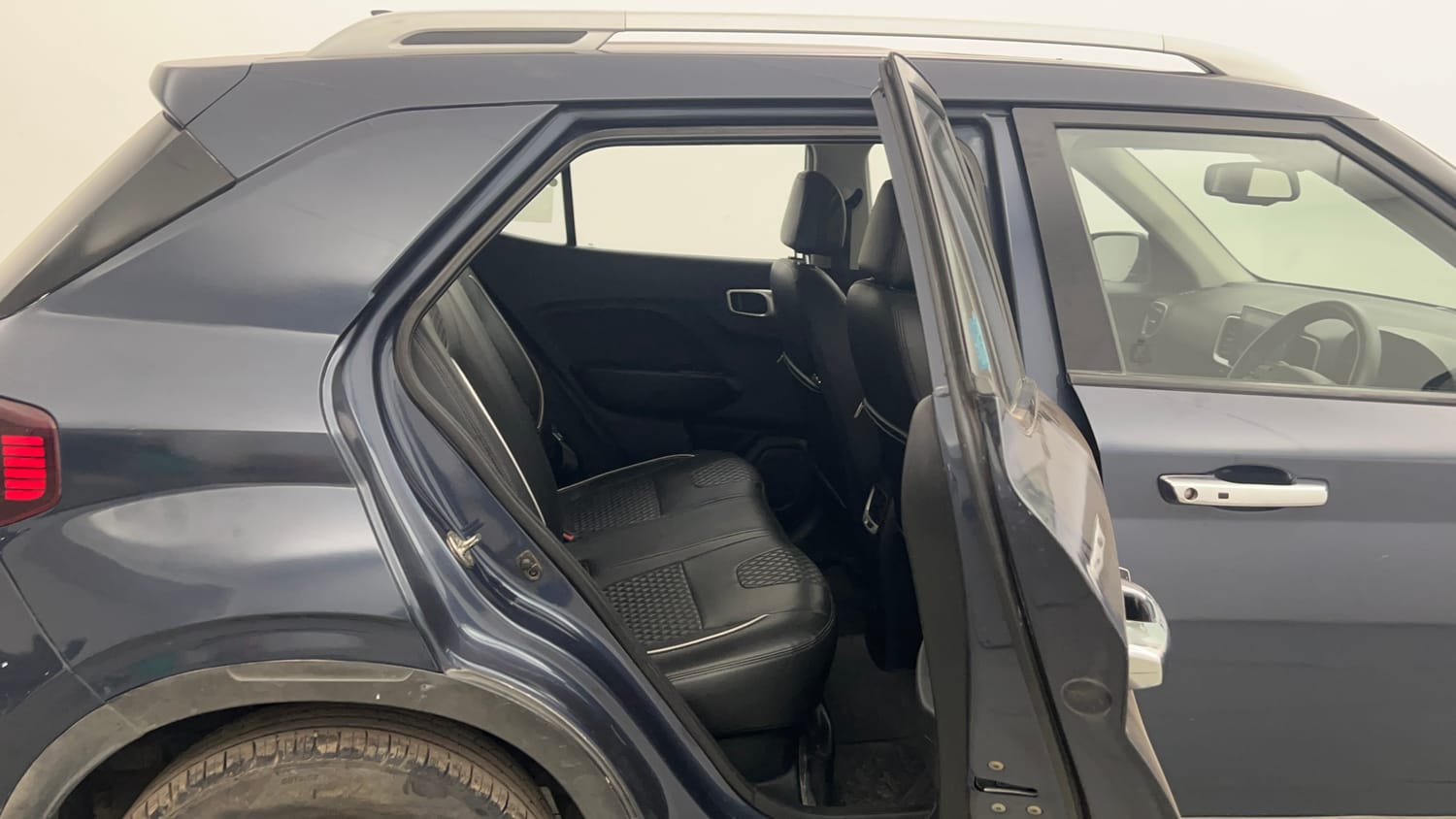 Used 2019 Hyundai Venue SX Plus 1.0 Turbo DCT Petrol Automatic interior RIGHT SIDE REAR DOOR CABIN VIEW