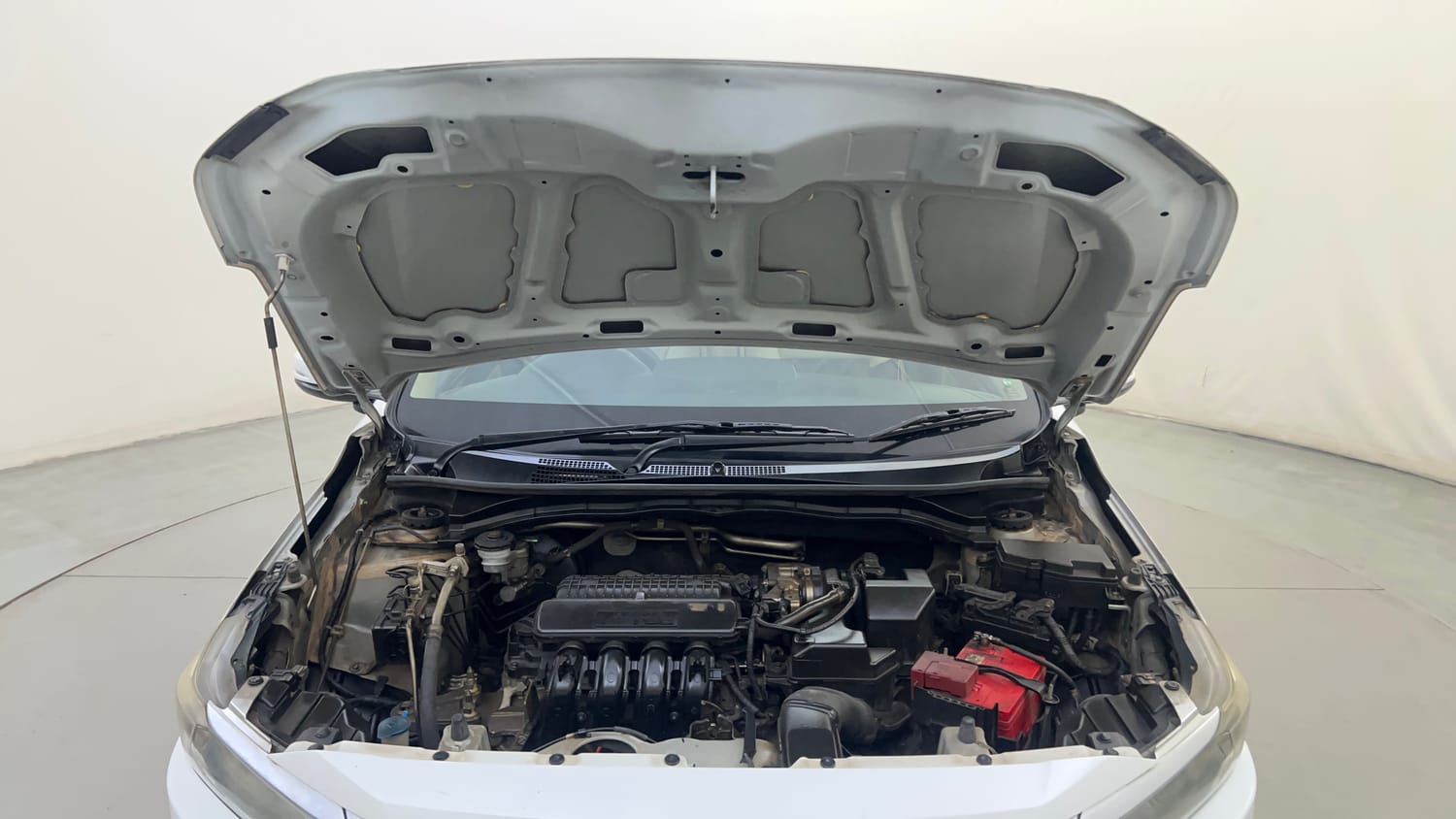 Used 2020 Honda Amaze 1.2 VX CVT Petrol Petrol Automatic engine ENGINE & BONNET OPEN FRONT VIEW