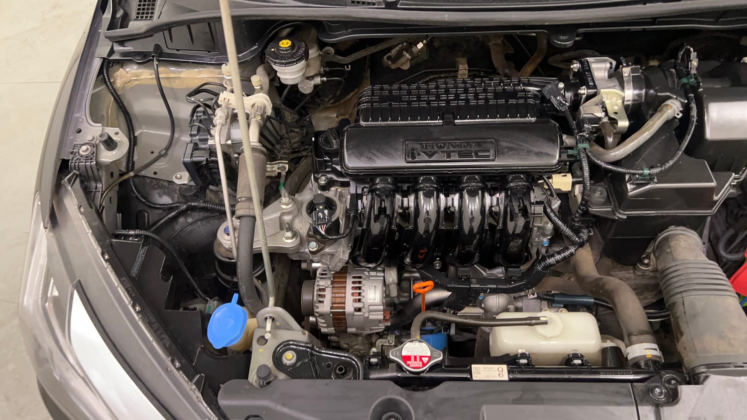 Used 2018 Honda City VX Petrol Petrol Manual engine ENGINE RIGHT SIDE VIEW