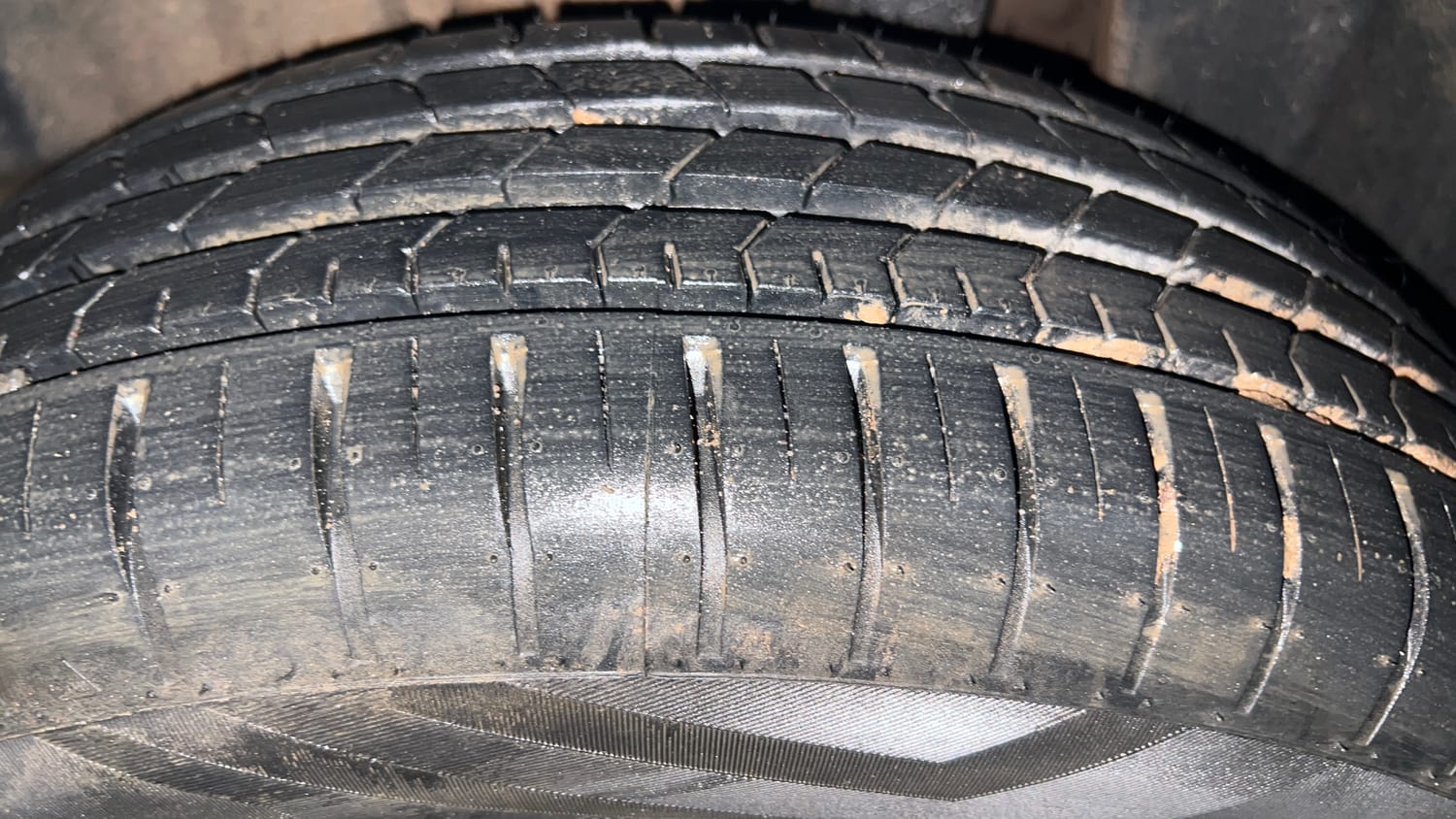 Used 2025 Toyota Glanza E Petrol Manual tyres LEFT REAR TYRE TREAD VIEW