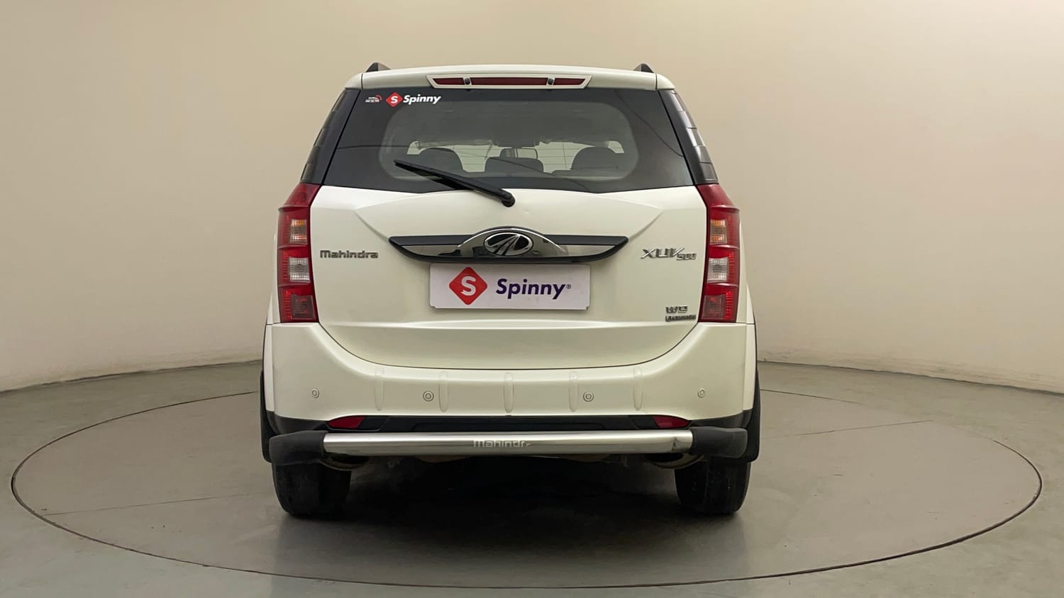 Used 2018 Mahindra XUV500 W9 AT Diesel Automatic exterior BACK VIEW