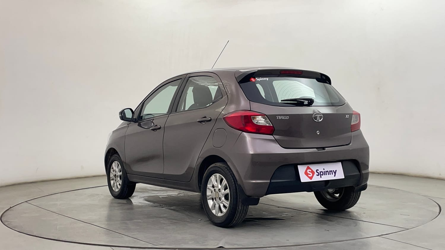 Used 2018 Tata Tiago Revotron XZ Petrol Manual exterior LEFT REAR CORNER VIEW