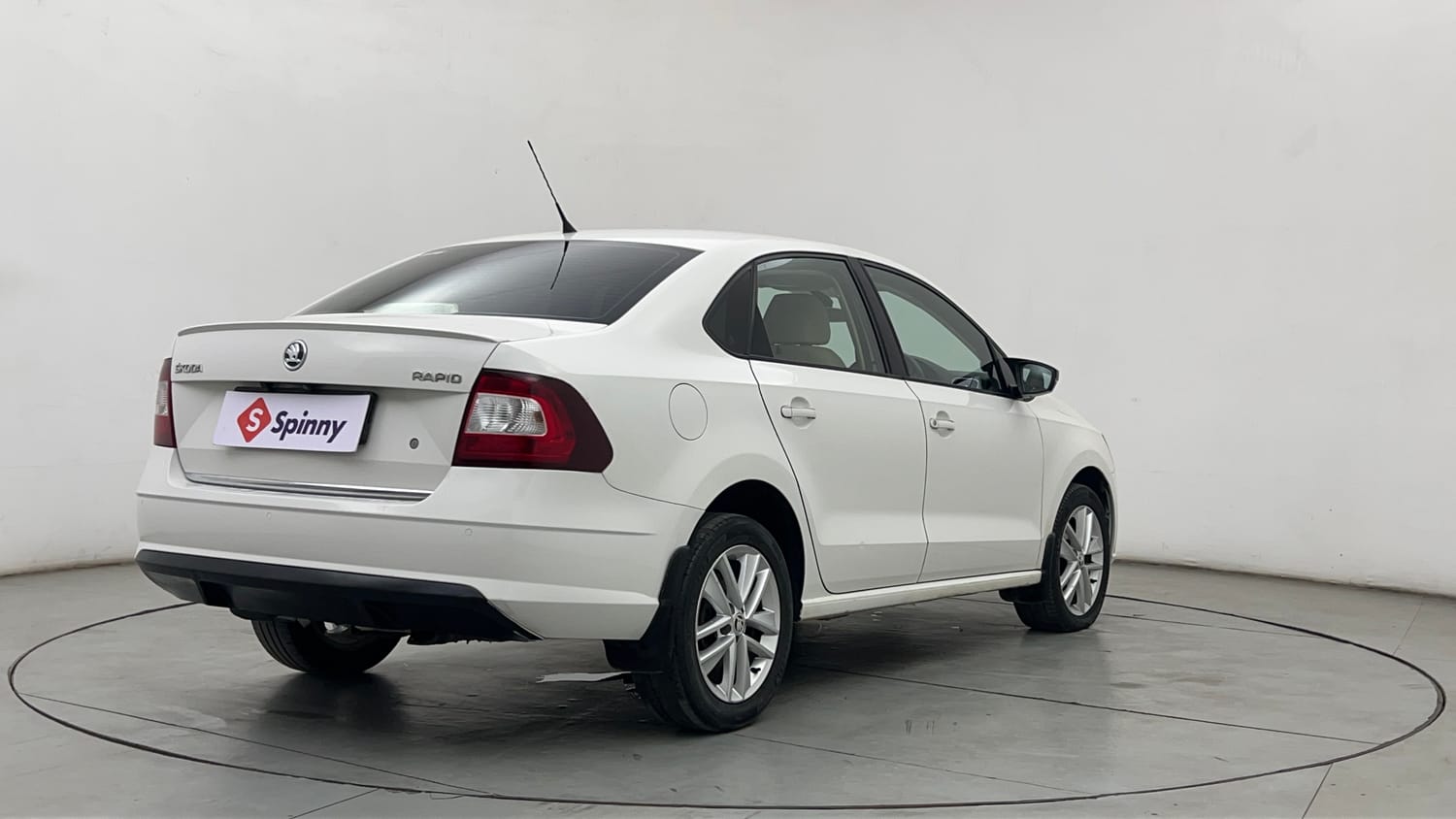 Used 2018 Skoda Rapid Style 1.6 MPI Petrol Manual exterior RIGHT REAR CORNER VIEW