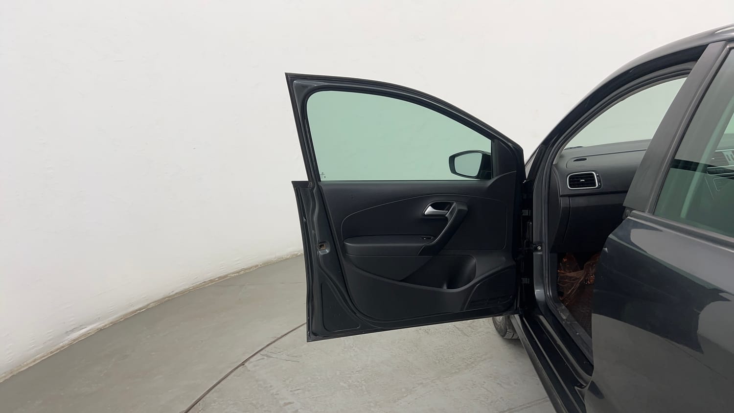 Used 2020 Volkswagen Polo Highline Plus 1.0L TSI Petrol Manual interior LEFT FRONT DOOR OPEN VIEW