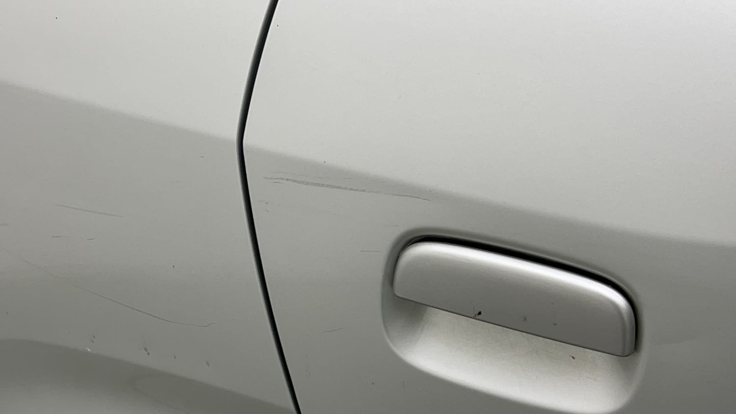 Used 2019 Maruti Suzuki Wagon R VXi 1.0 Petrol Manual dents MINOR DENT