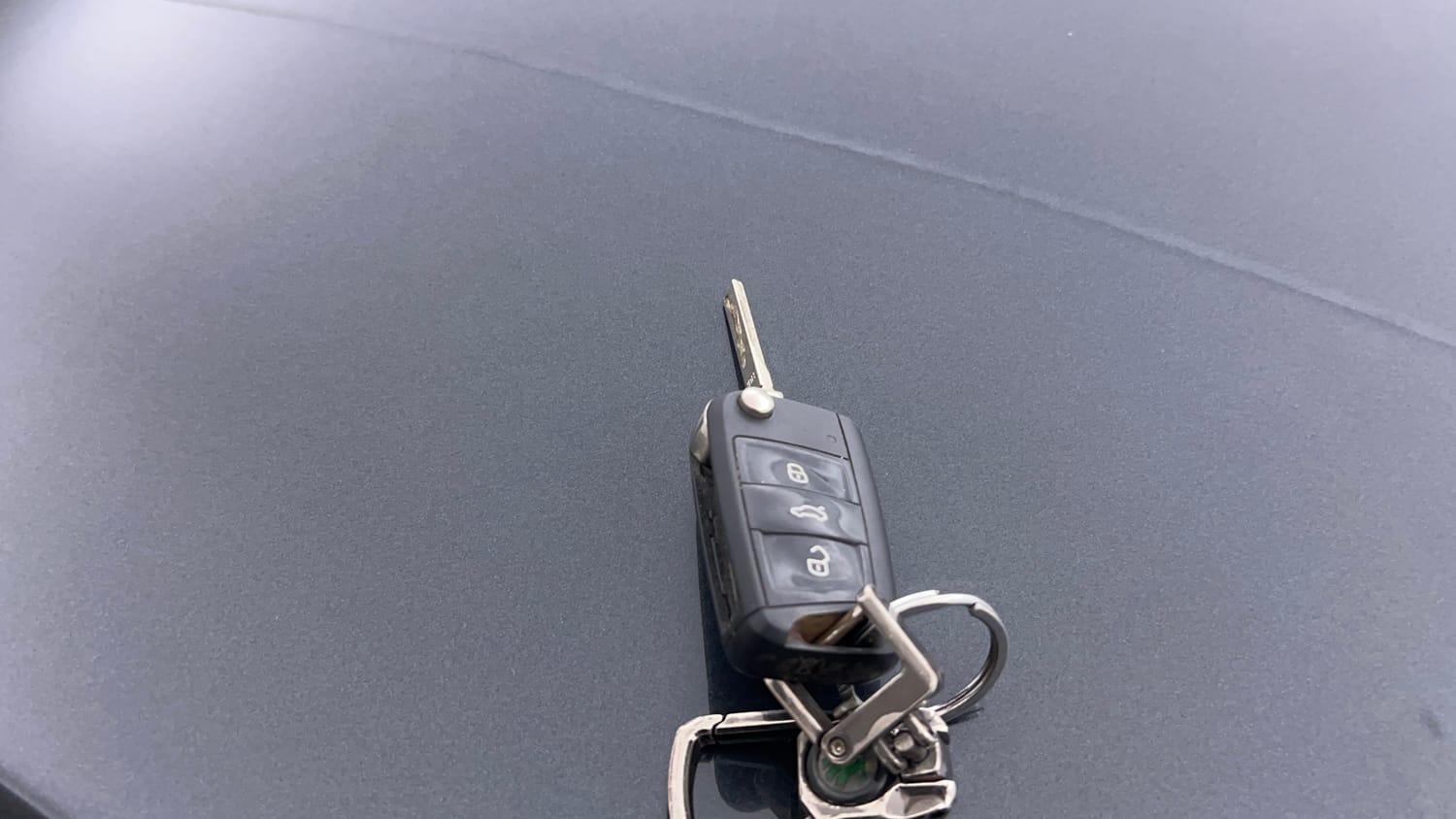Used 2023 Skoda Slavia Style 1.0L TSI MT Petrol Manual extra CAR KEY VIEW