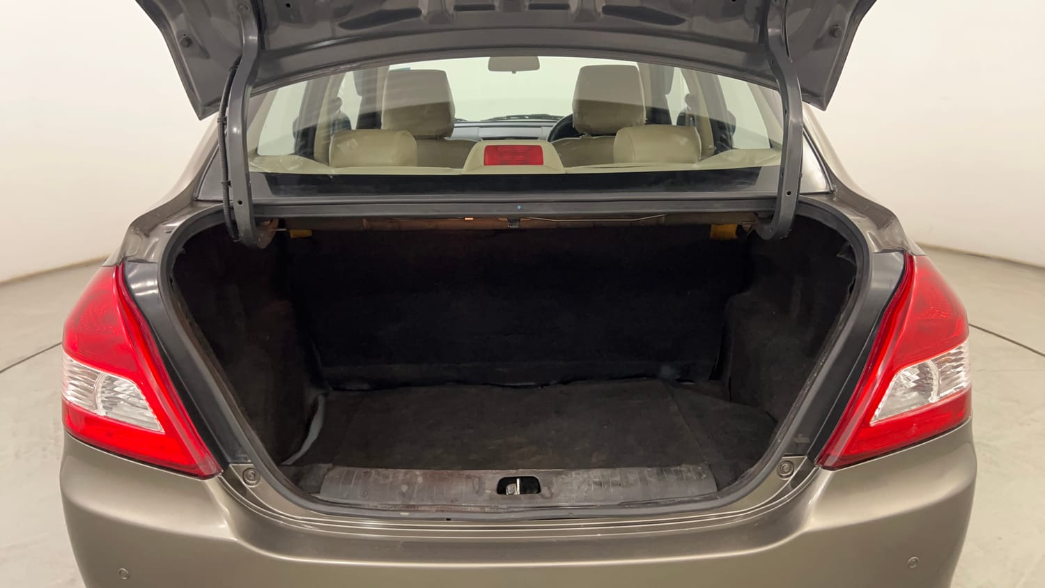 Used 2015 Maruti Suzuki Swift Dzire VXI Petrol Manual interior DICKY INSIDE VIEW