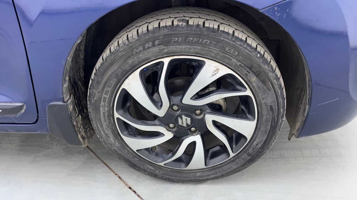 Used 2020 Maruti Suzuki Baleno Zeta Automatic Petrol Automatic tyres RIGHT FRONT TYRE RIM VIEW