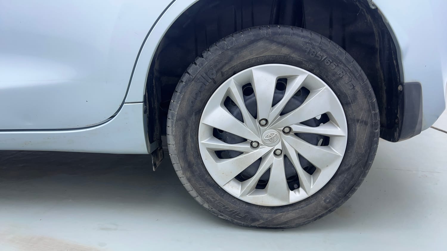 Used 2024 Toyota Glanza E Petrol Manual tyres LEFT REAR TYRE RIM VIEW