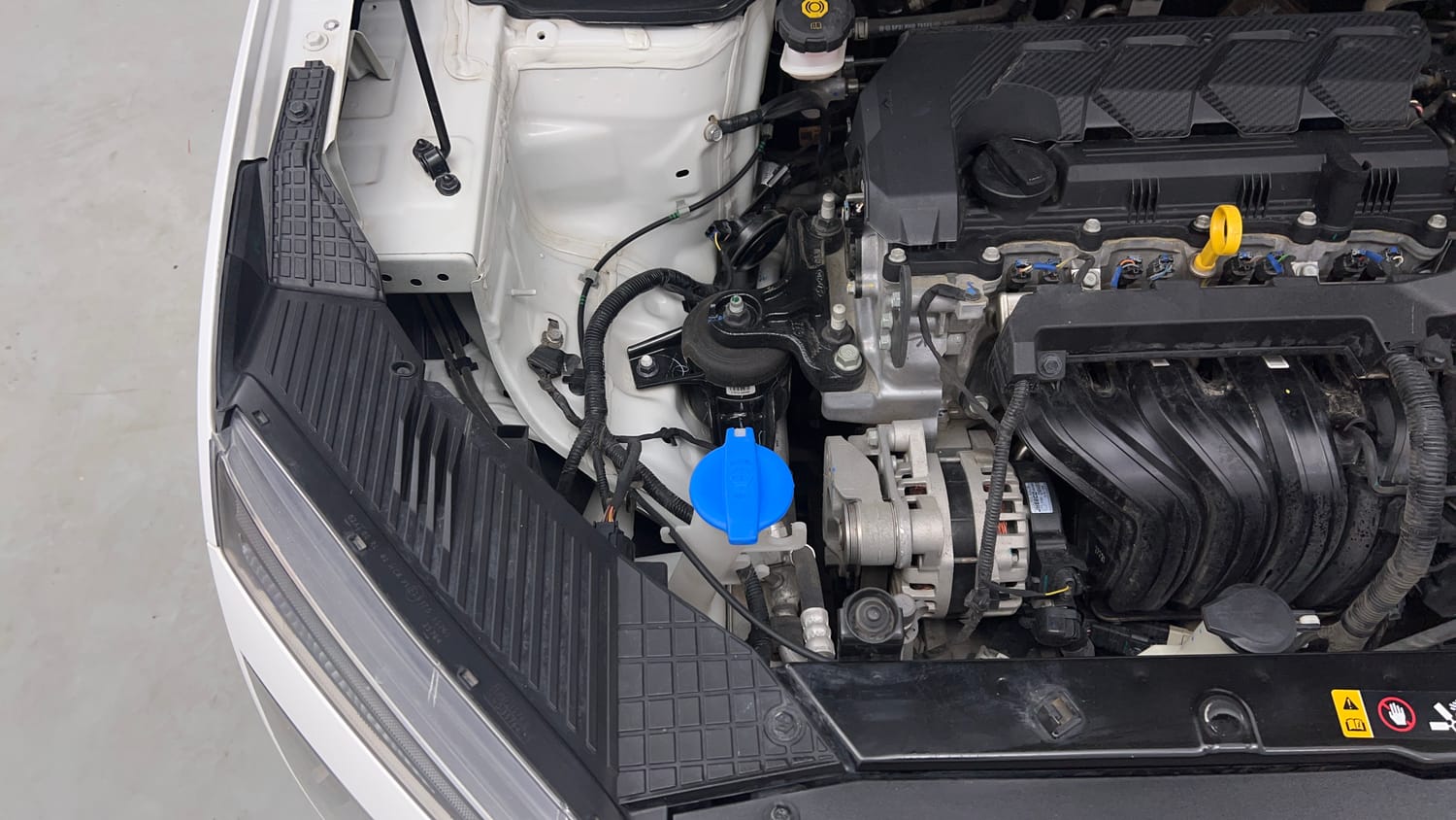 Used 2023 Hyundai Creta SX 1.5 Petrol Petrol Manual engine ENGINE RIGHT SIDE VIEW