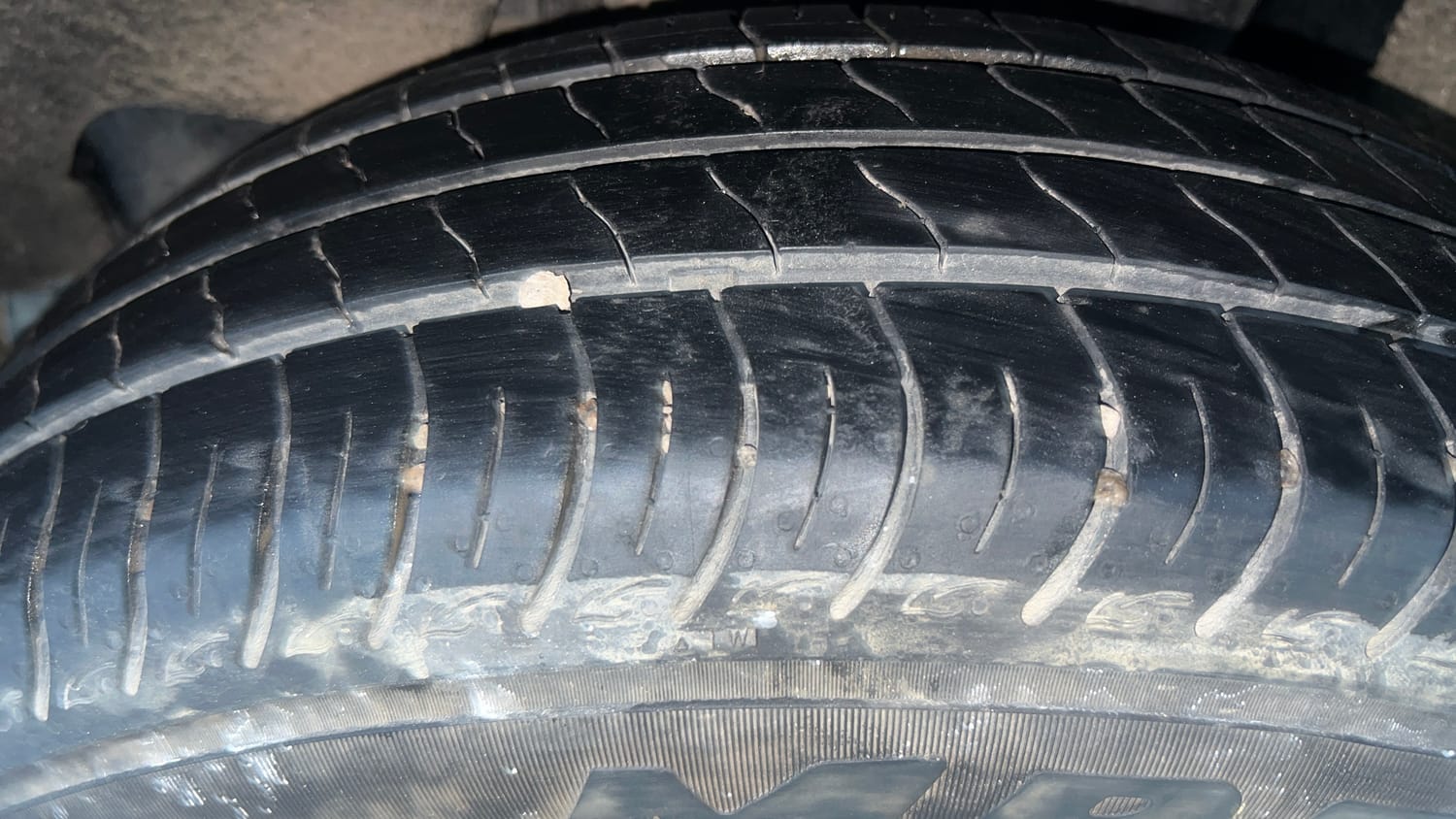 Used 2021 Maruti Suzuki Baleno Sigma Petrol Manual tyres LEFT REAR TYRE TREAD VIEW