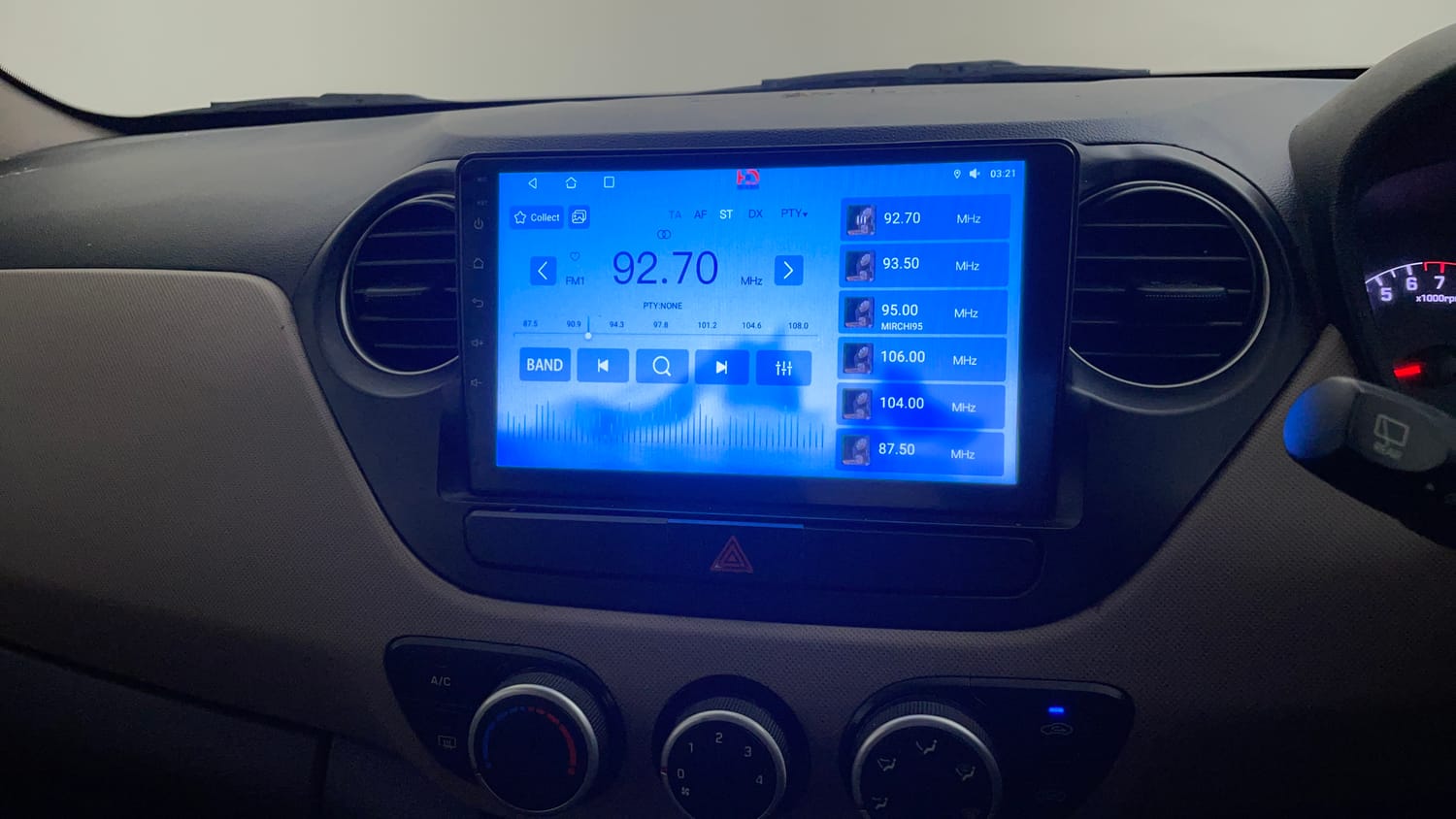 Used 2015 Hyundai Grand i10 Asta 1.2 Kappa VTVT (O) Petrol Manual top_features Integrated (in-dash) music system