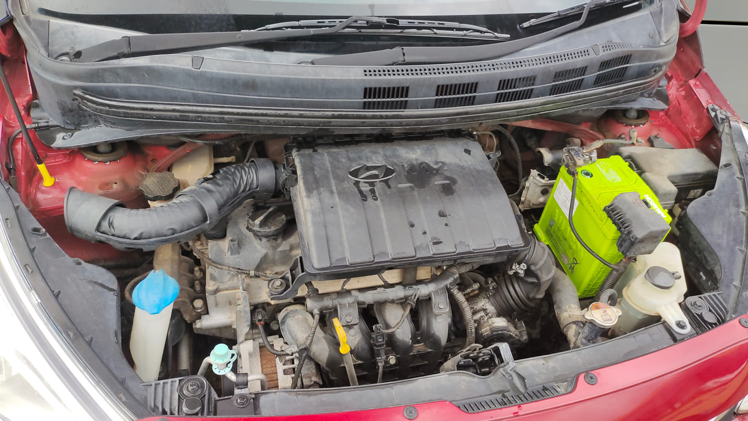 Used 2018 Hyundai Grand i10 Sportz 1.2 Kappa VTVT Dual Tone Petrol Manual engine ENGINE RIGHT SIDE VIEW