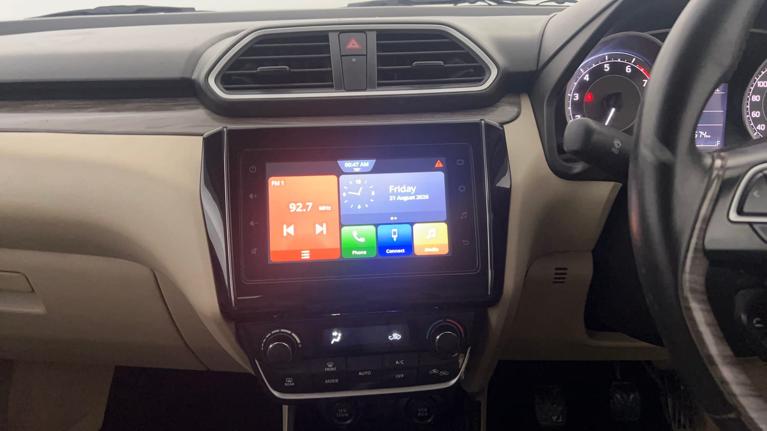 Used 2020 Maruti Suzuki Dzire ZXi Petrol Manual interior MUSIC SYSTEM & AC CONTROL VIEW