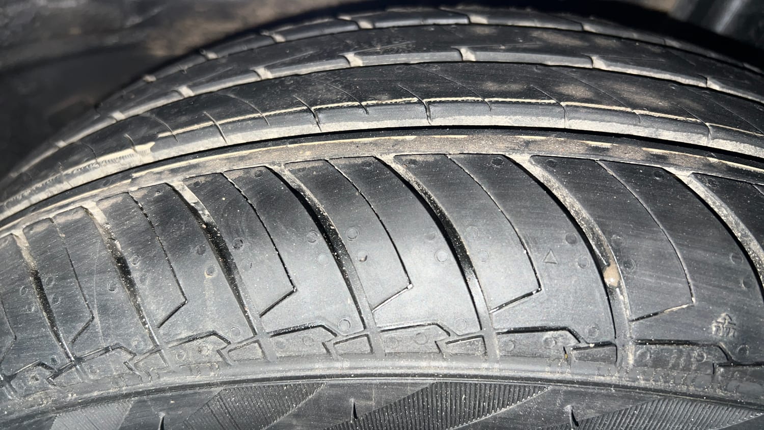 Used 2019 Honda Amaze 1.2 V CVT Petrol Petrol Automatic tyres LEFT REAR TYRE TREAD VIEW
