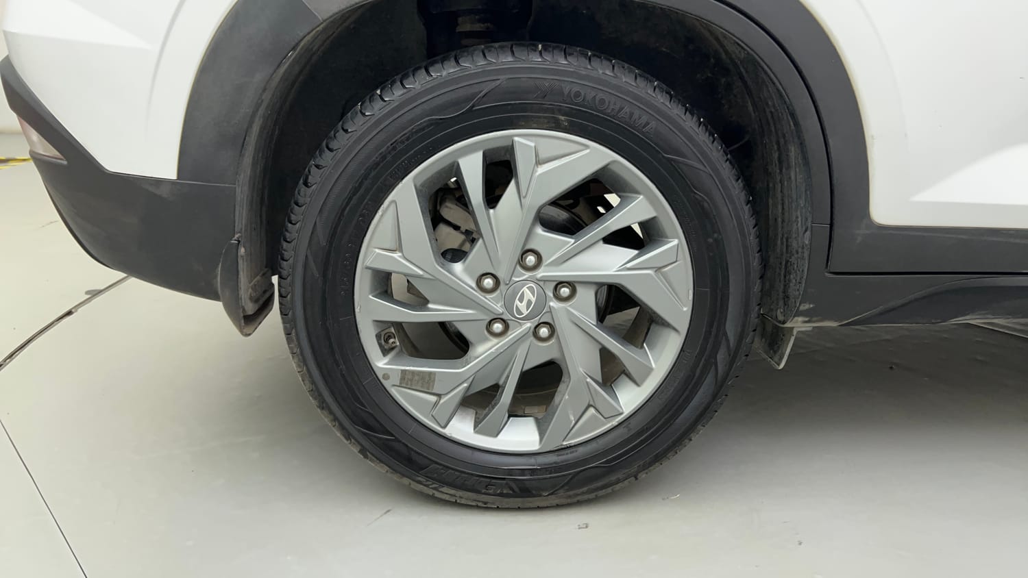 Used 2020 Hyundai Creta SX (O) 1.4 Turbo 7 DCT Petrol Automatic tyres RIGHT REAR TYRE RIM VIEW