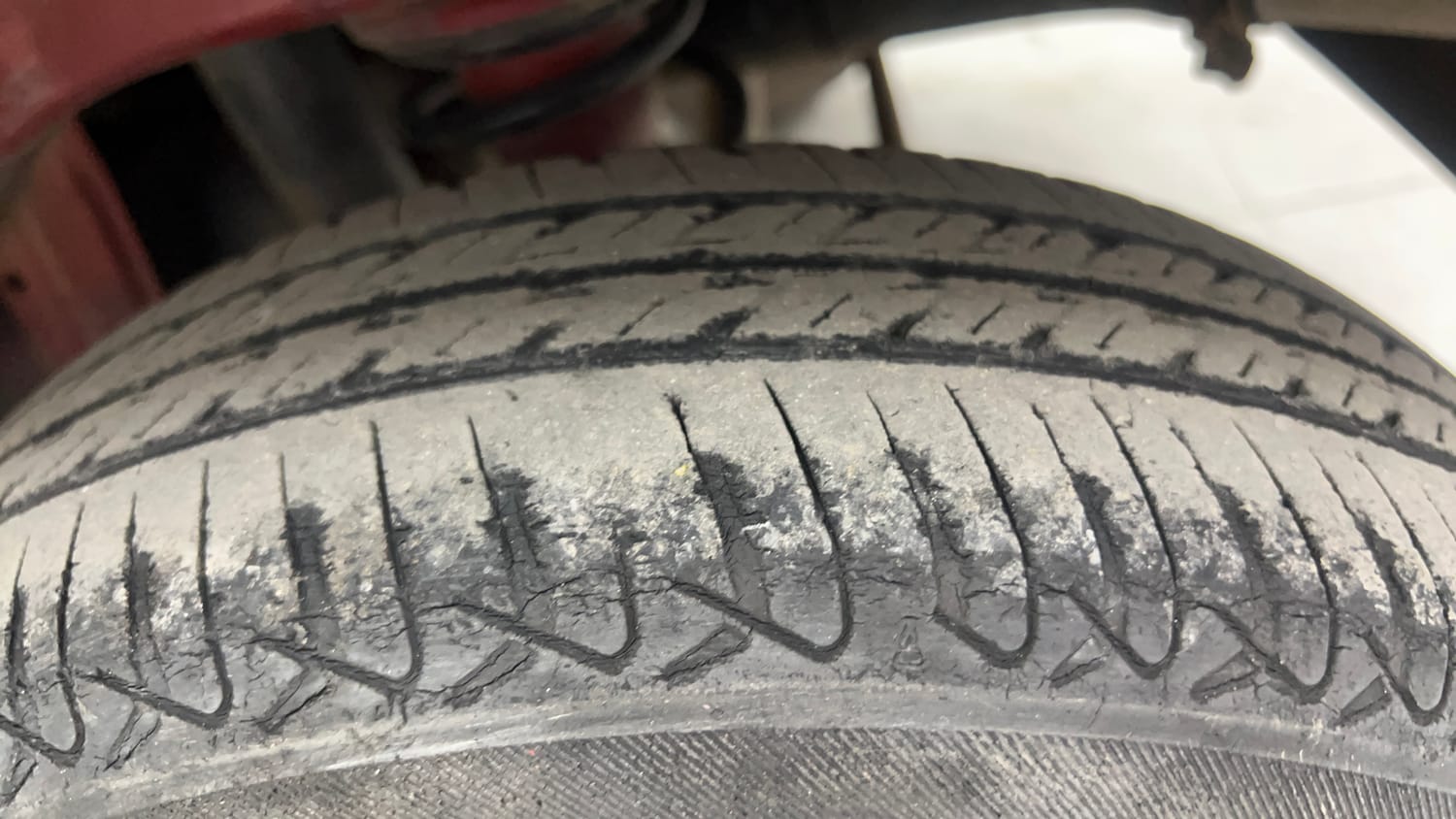 Used 2012 Maruti Suzuki Alto K10 VXi Petrol Manual tyres LEFT REAR TYRE TREAD VIEW