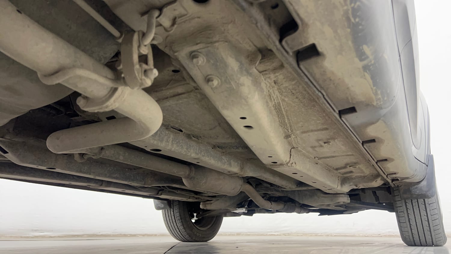Used 2022 Tata Nexon XM Petrol Manual extra REAR RIGHT UNDERBODY VIEW