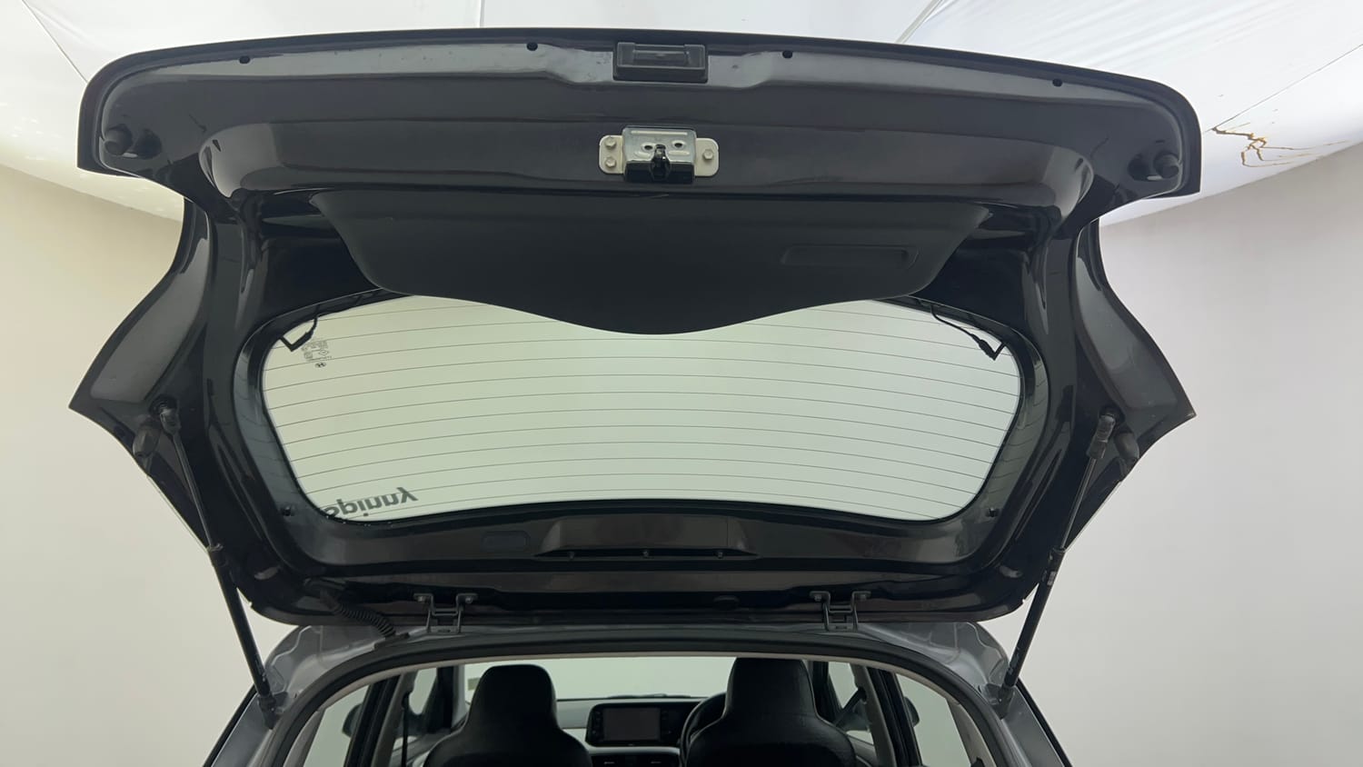 Used 2020 Hyundai Grand i10 Nios Sportz Petrol+cng(outside fitted) Cng Manual interior DICKY DOOR OPEN VIEW