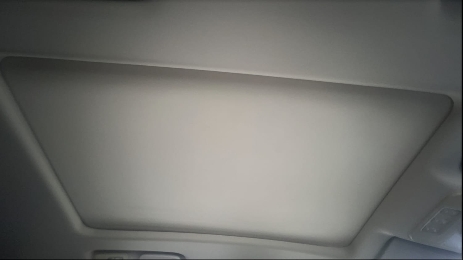 Used 2021 Tata Harrier XZA Plus Dual Tone Diesel Automatic top_features Sunroof
