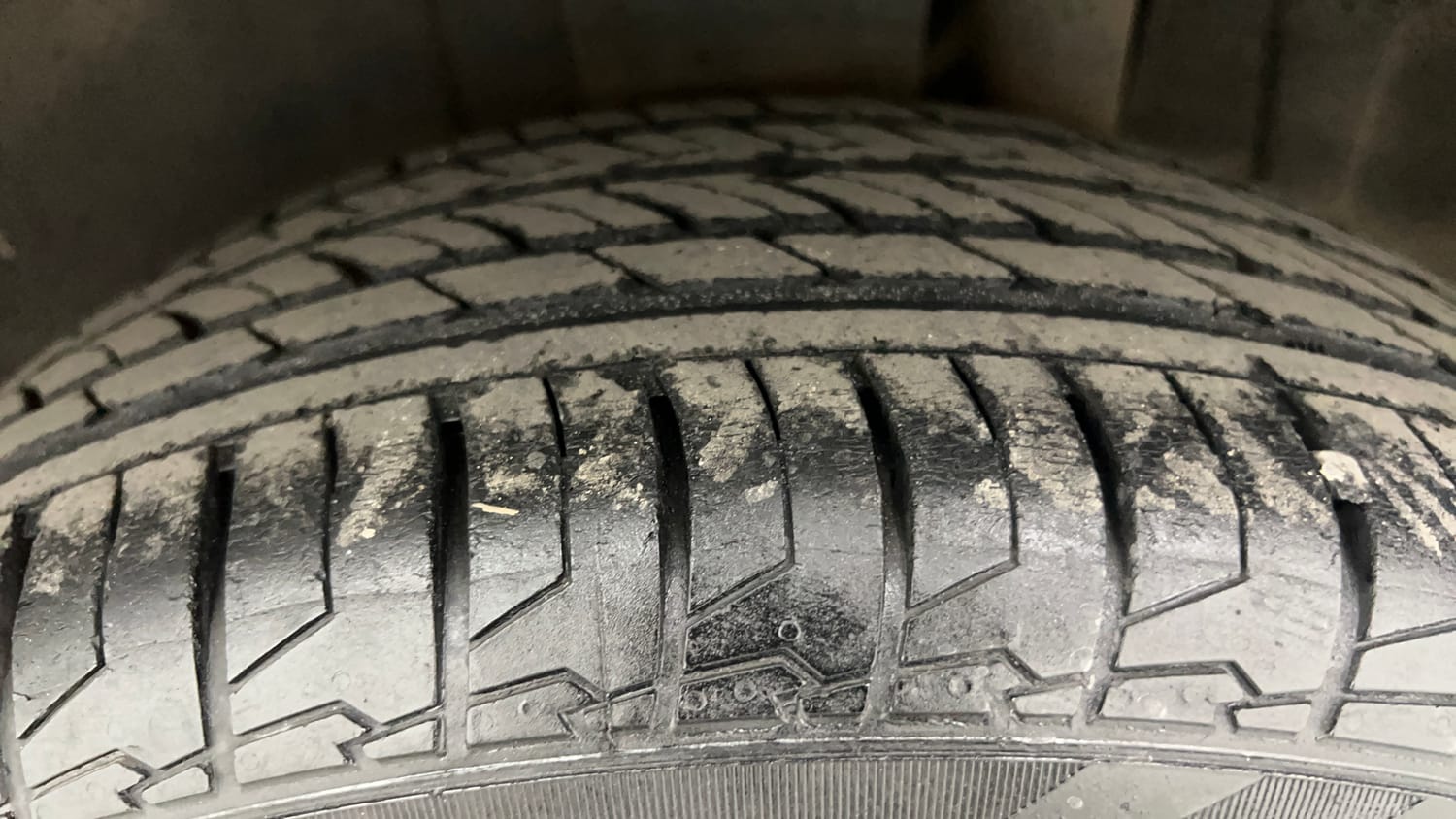 Used 2022 Maruti Suzuki S-Cross Alpha AT Petrol Automatic tyres LEFT REAR TYRE TREAD VIEW