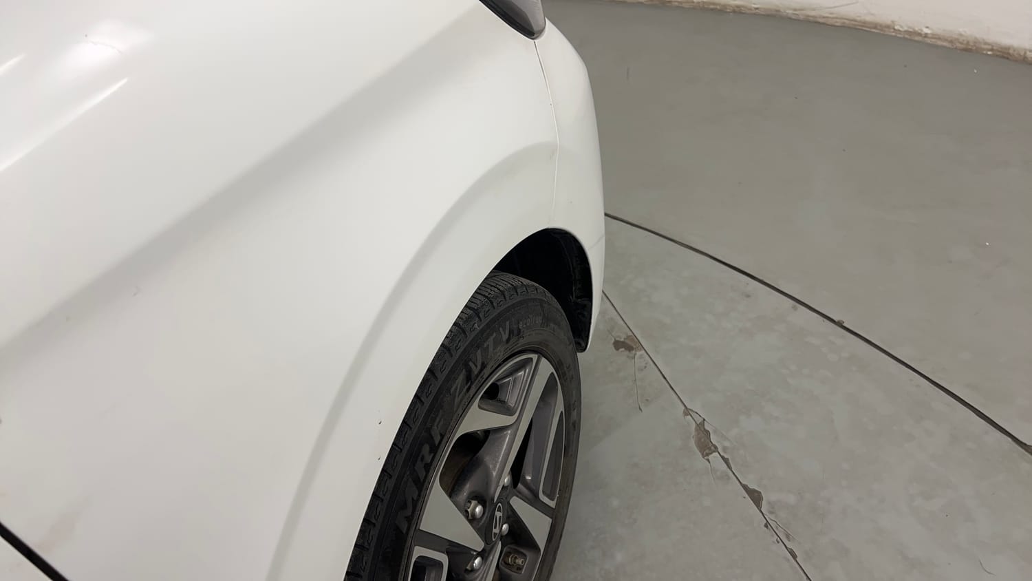 Used 2023 Hyundai Aura SX 1.2 CNG Cng Manual dents MINOR SCRATCH