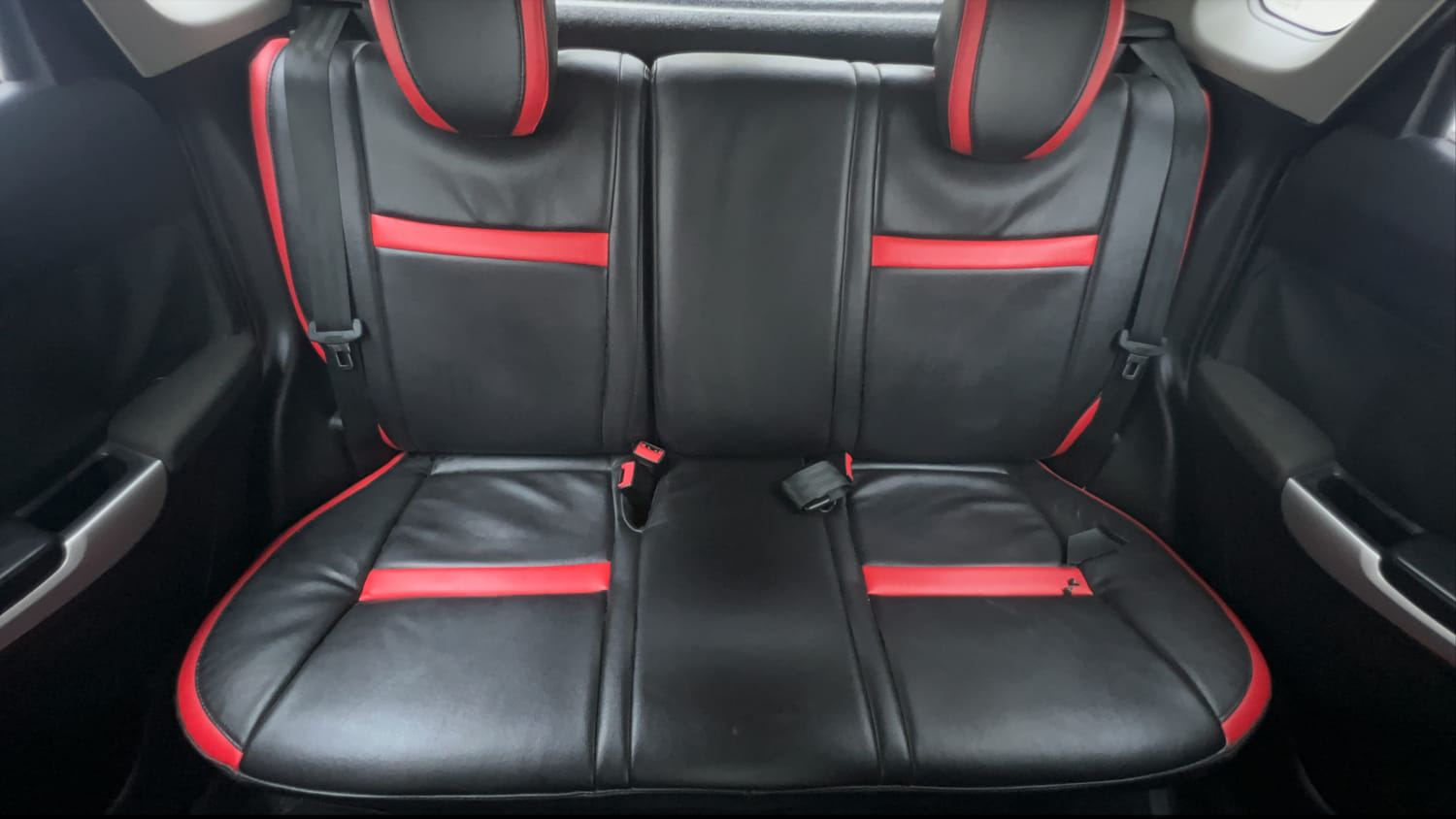 Used 2016 Maruti Suzuki Baleno Delta 1.2 AT Petrol Automatic interior REAR SEAT CONDITION VIEW