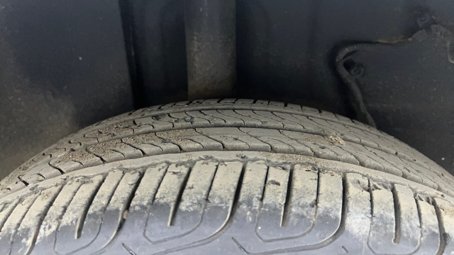 Used 2022 Tata Altroz XZ Plus Diesel Diesel Manual tyres RIGHT REAR TYRE TREAD VIEW