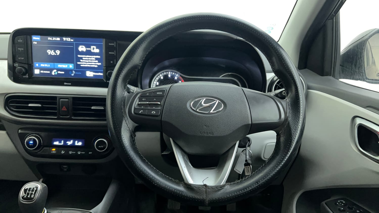 Used 2020 Hyundai Grand i10 Nios Sportz Petrol+cng(outside fitted) Cng Manual interior STEERING VIEW