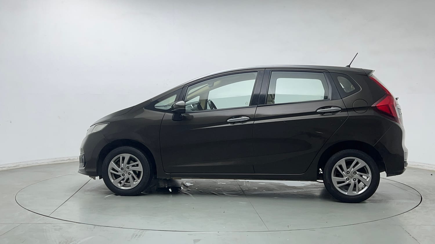 Used 2022 Honda Jazz VX CVT Petrol Automatic exterior LEFT SIDE VIEW