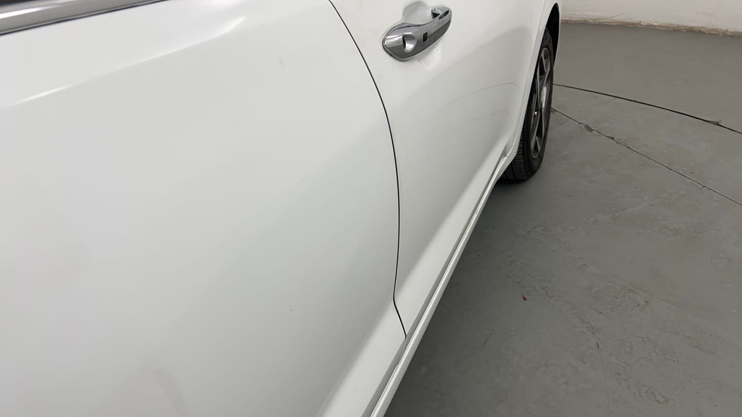 Used 2023 Hyundai Aura SX 1.2 CNG Cng Manual dents MINOR SCRATCH