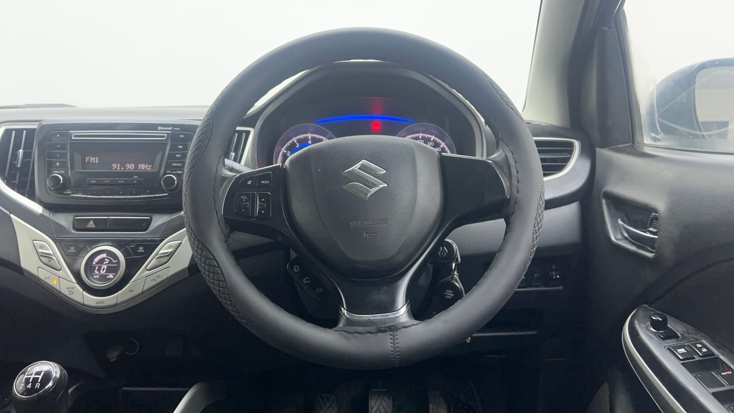 Used 2017 Maruti Suzuki Baleno Delta 1.2 Petrol Manual interior STEERING VIEW