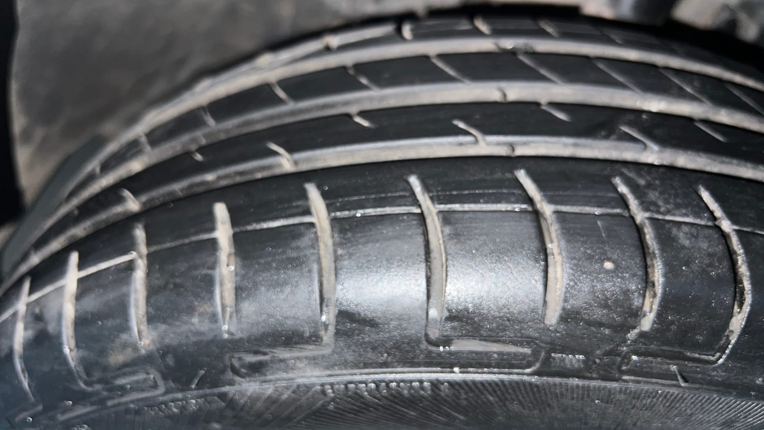 Used 2020 Renault Kwid CLIMBER 1.0 Petrol Manual tyres RIGHT FRONT TYRE TREAD VIEW