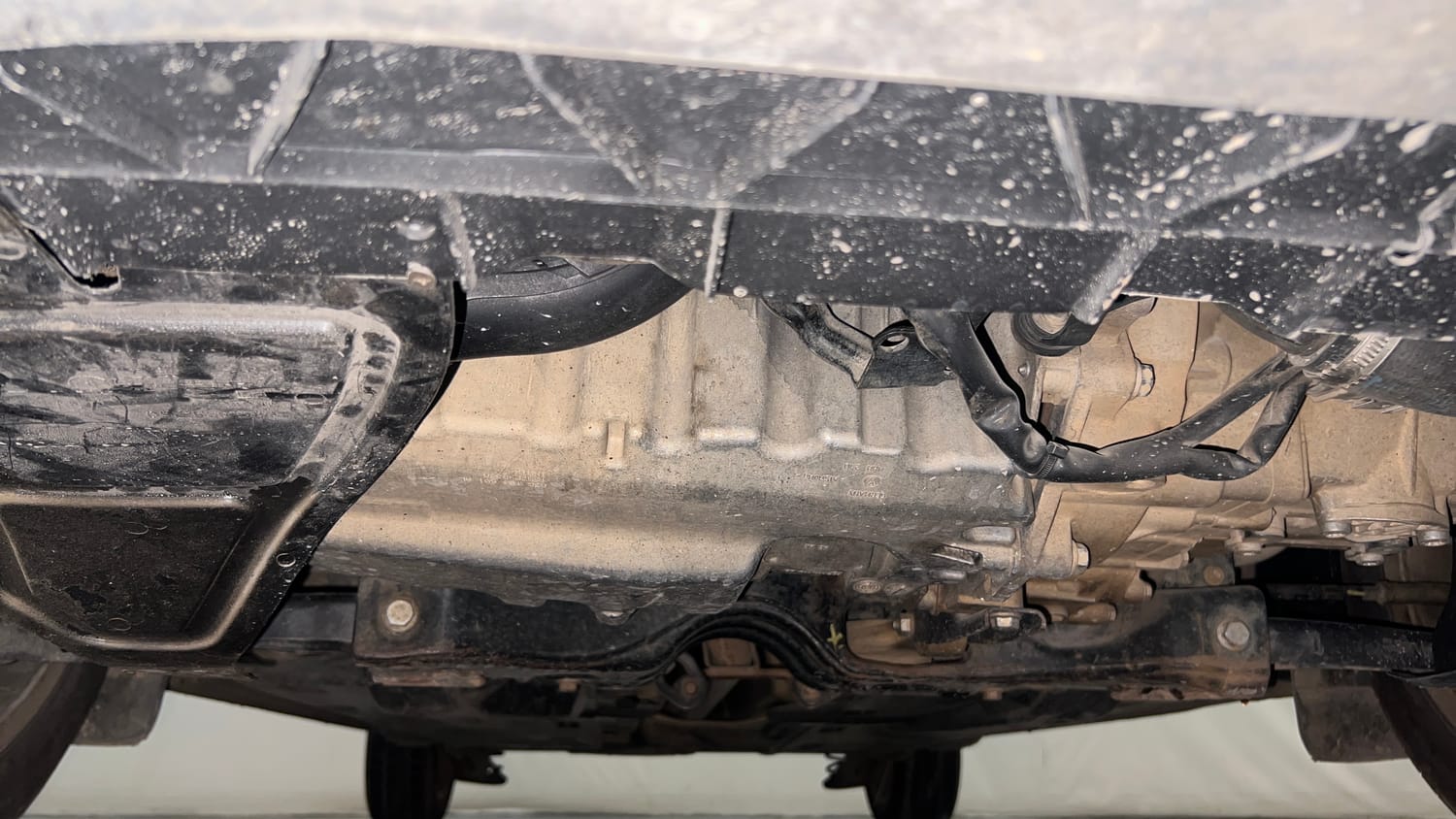 Used 2015 Volkswagen Vento Highline Diesel Diesel Manual extra FRONT LEFT UNDERBODY VIEW